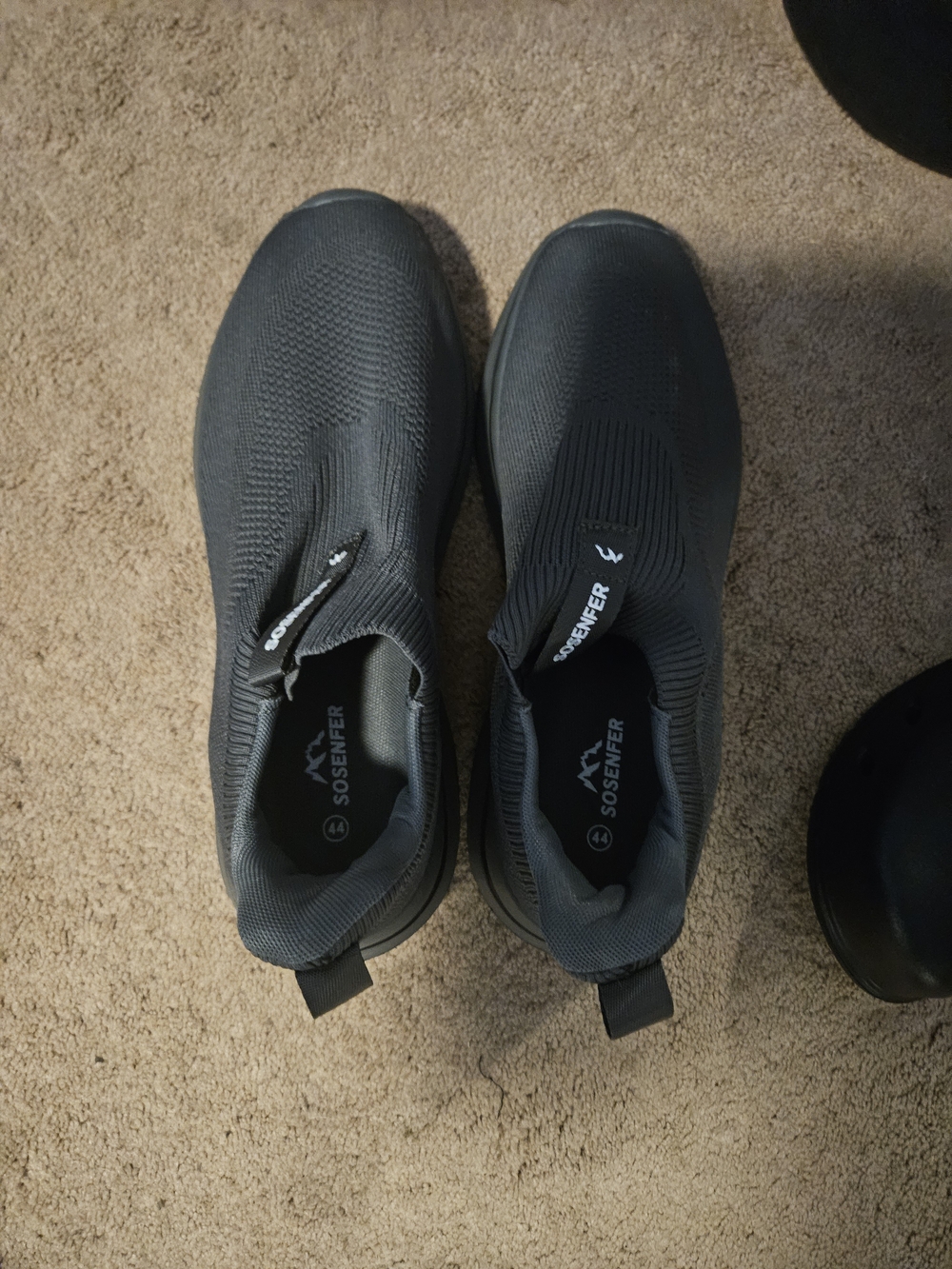 Men's Slip-On Athletic Shoes in Dark Gray